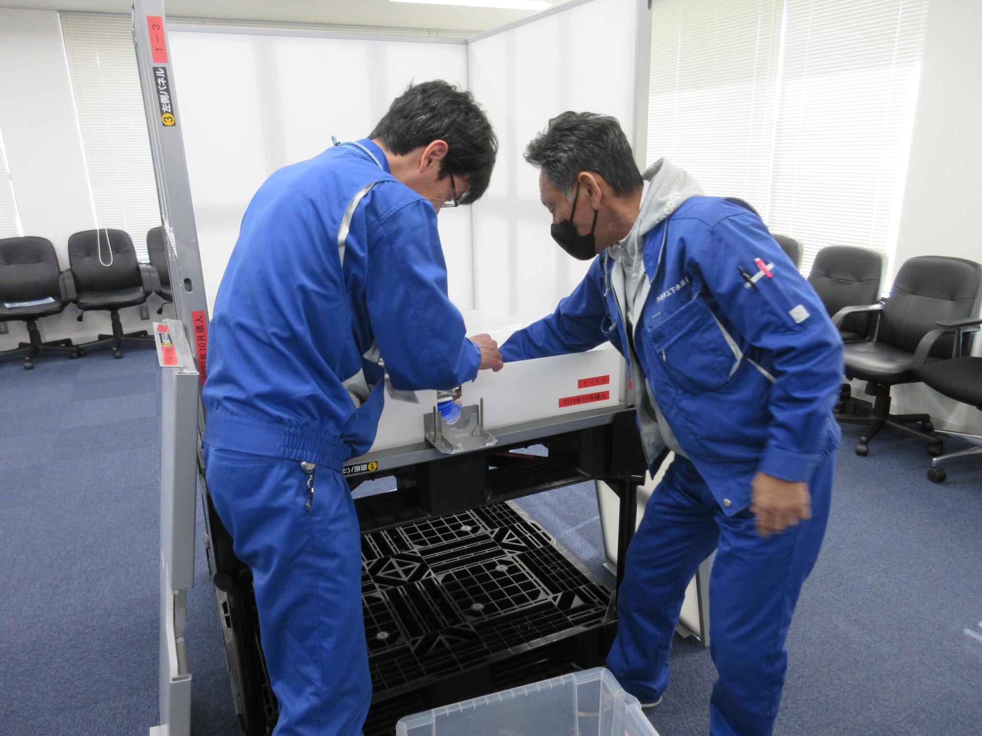 組み立て式給水タンク設置訓練写真3