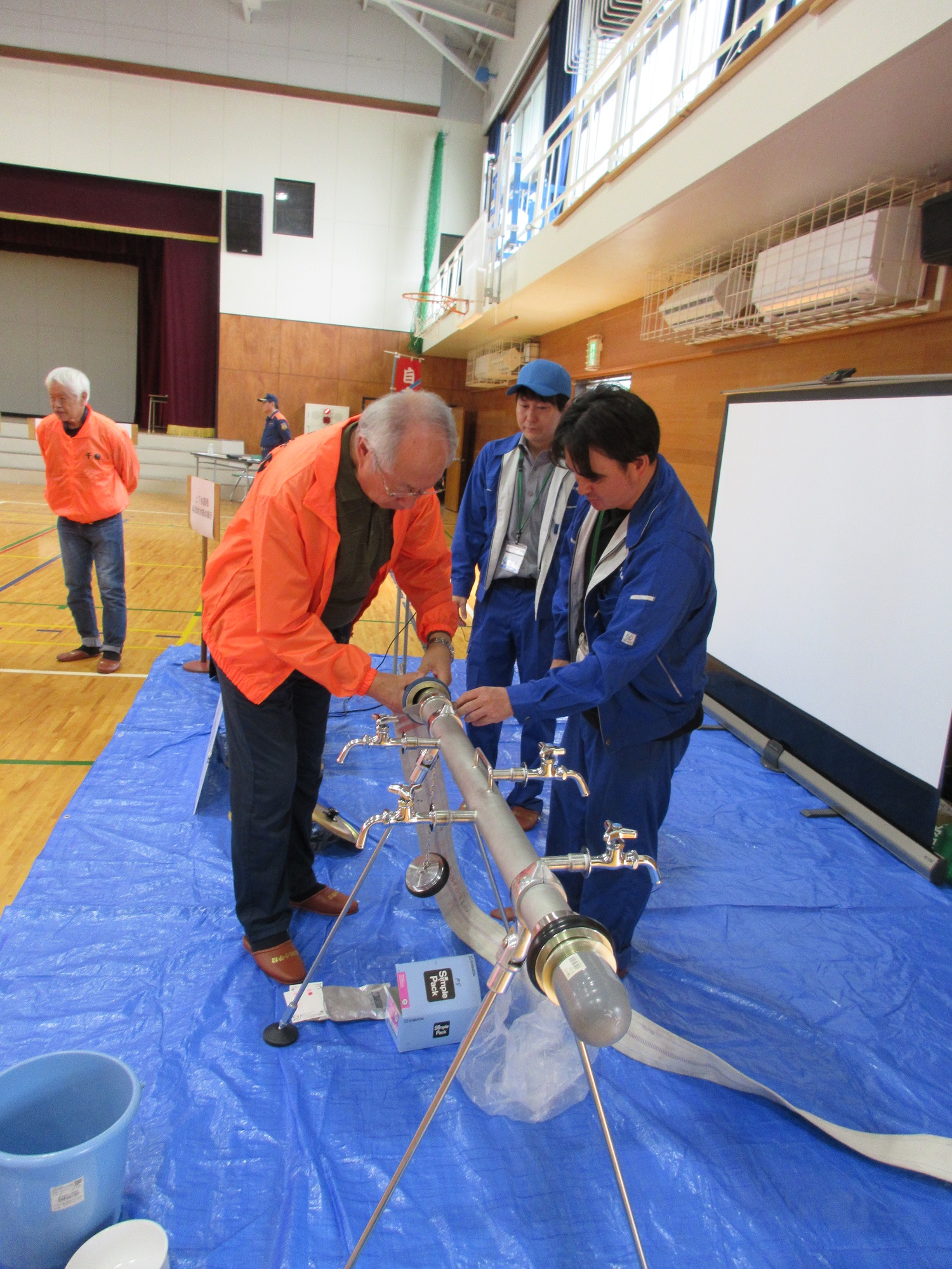稲野小学校訓練写真3